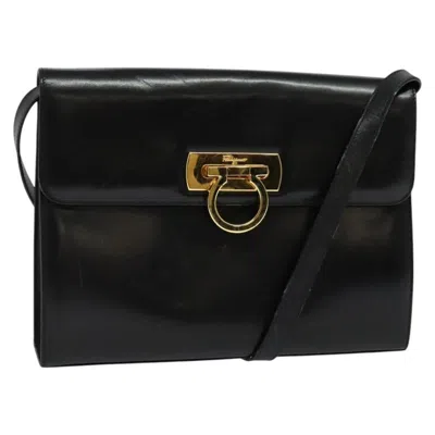 Pre-owned Ferragamo Gancini Shoulder Bag Leather Leather Shoulder Bag Bag () In Black