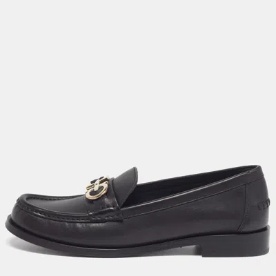 Pre-owned Ferragamo Gancini Size 39 Black Leather Slip On Loafers