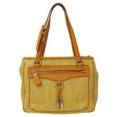 Pre-owned Ferragamo Gancini Straw Handbag () In Multi