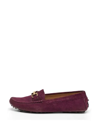 Pre-owned Ferragamo Gancini Suede Loafers In Purple