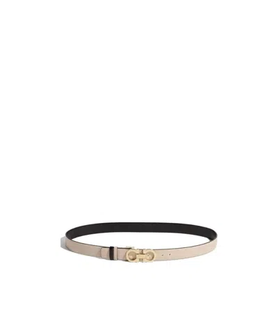 Ferragamo Gancini Textured Buckle Belt In Nude