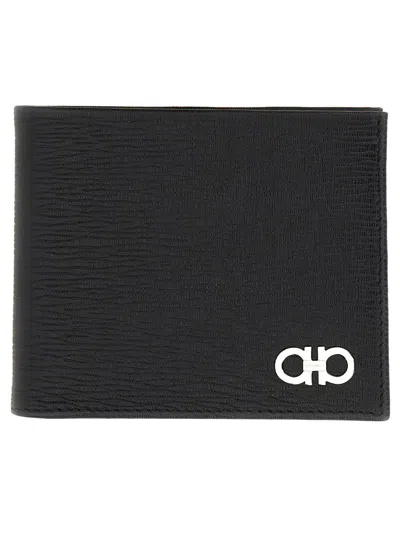 Ferragamo Gancini Wallet In Black