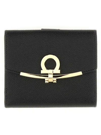 Ferragamo Gancini Wallet In Black