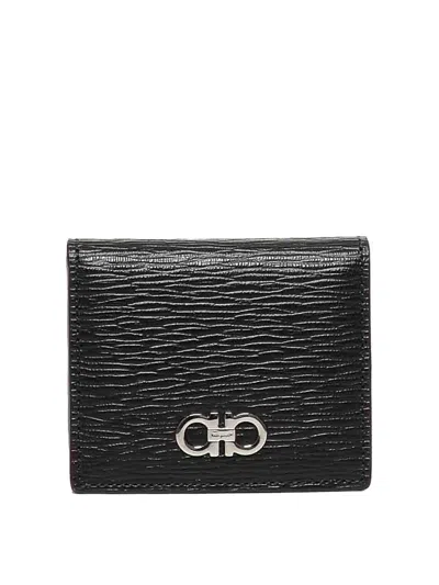 Ferragamo Gancini Wallet In Embossed Leather In Black