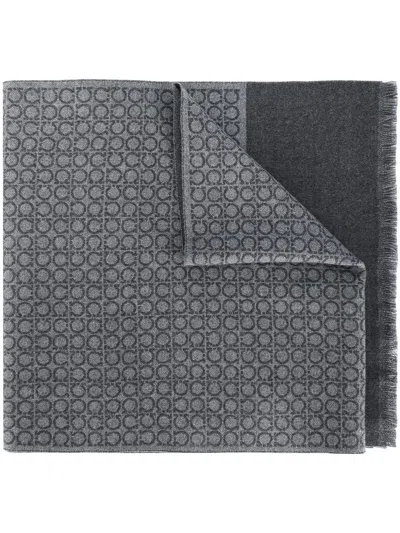 Ferragamo Gancini Wool Scarf In Gray
