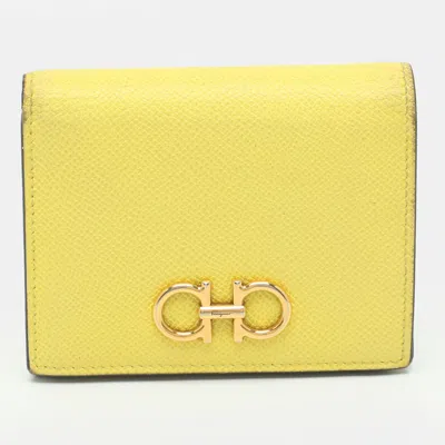 Pre-owned Ferragamo Gancini Yellow Leather Compact Wallet
