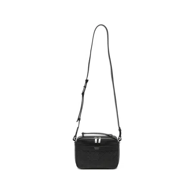 Ferragamo Gancini-embossed Leather Messenger Bag In Black