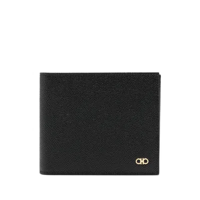 Ferragamo Gancini-plaque Grained Leather Wallet In Black