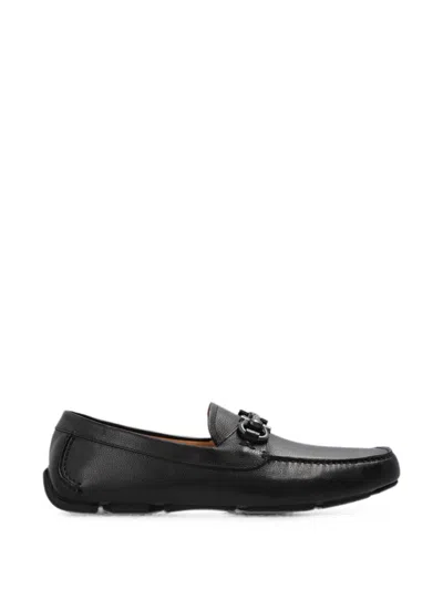 Ferragamo Gancini-plaque Leather Loafer In Black