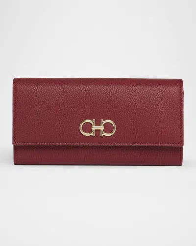Ferragamo Gancino Flap Leather Wallet On Chain In Borgogna