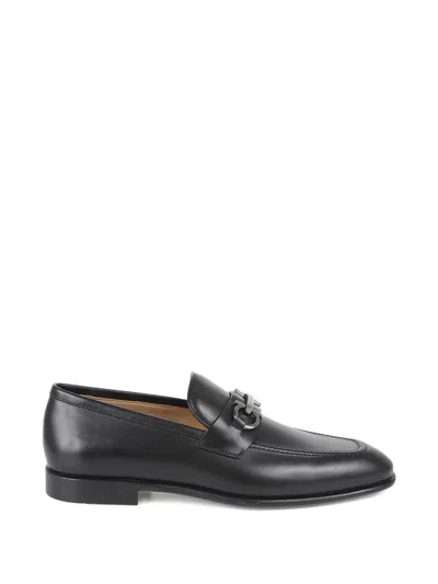Ferragamo Gancio Bit Loafers In Black