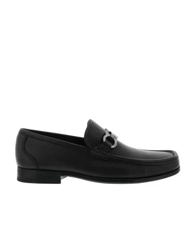 Ferragamo Gancini Ornament Loafers In Calf Leather In Nernewbiscnewbisc