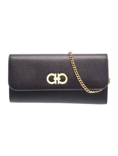 Pre-owned Ferragamo Gancio Clutch In Black