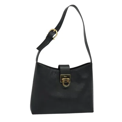 Pre-owned Ferragamo Gancio Flap Hobo Leather Leather Shoulder Bag Bag () In Black