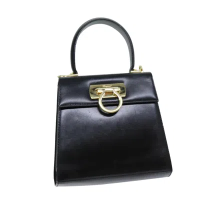 Pre-owned Ferragamo Gancio Leather Handbag () In Black