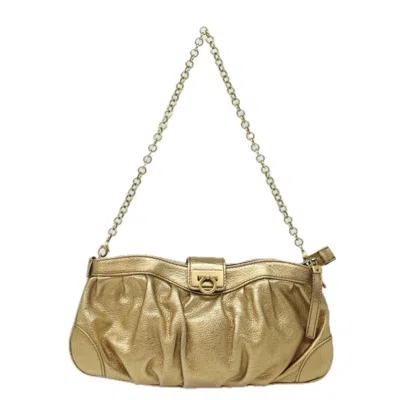 Pre-owned Ferragamo Gancio Leather Shoulder Bag () In Gold
