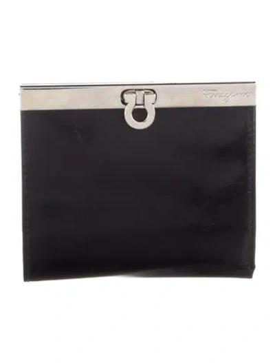 Pre-owned Ferragamo Gancio Logo Leather Wallet In Black