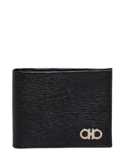 Ferragamo Gancio Logo Plaque Bifold Wallet In Black