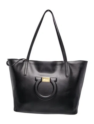Pre-owned Ferragamo Gancio Tote In Black