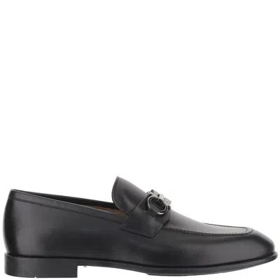 Ferragamo Ganicini Leather Loafers In Black