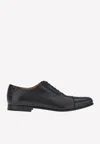 Ferragamo Gillo Gancio Oxford Shoes In Calf Leather In Black