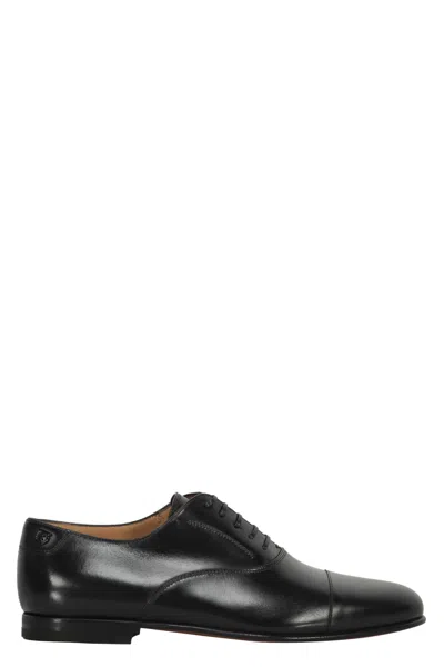 Ferragamo Gillo Gancio Oxford Shoes In Calf Leather In Black