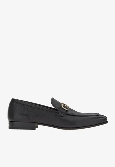 Ferragamo Giove Gancini Leather Loafers In Black