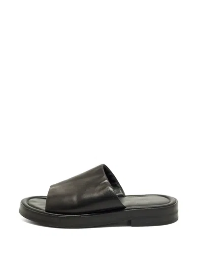 Pre-owned Ferragamo Giunone Sandals In Black