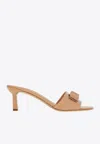 Ferragamo Glo 55 Vara Bow Slides In Patent Leather In Beige