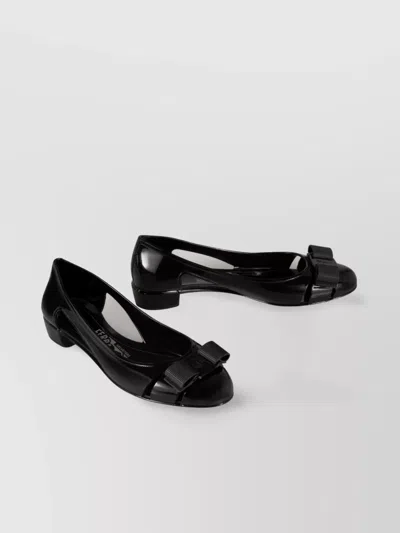 Ferragamo Glossy Cutout Ballerina Flats In Black