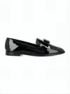 Ferragamo Glossy Patent Leather Low-heeled Pumps In Black