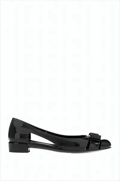 Ferragamo Glossy Pvc Low-heeled Pumps With Bow Accent In Black