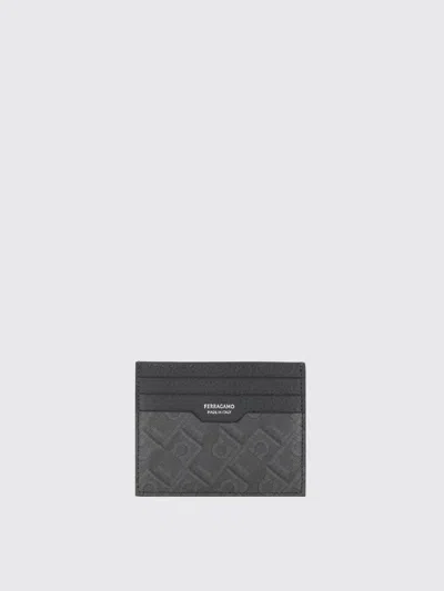 Ferragamo Grained Leather Credit Card Holder In Gray