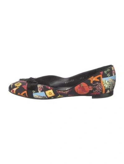 Pre-owned Ferragamo Graphic Print Raw-edge Trim Ballet Flats In Black
