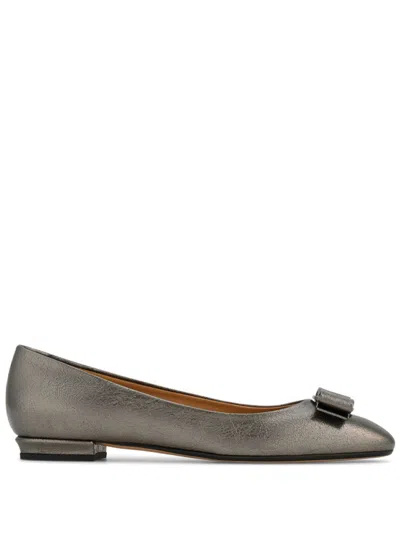 Ferragamo Grey Leather Ballet Flats In Gray