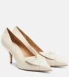 Ferragamo Gwen 70 Leather Pumps In White