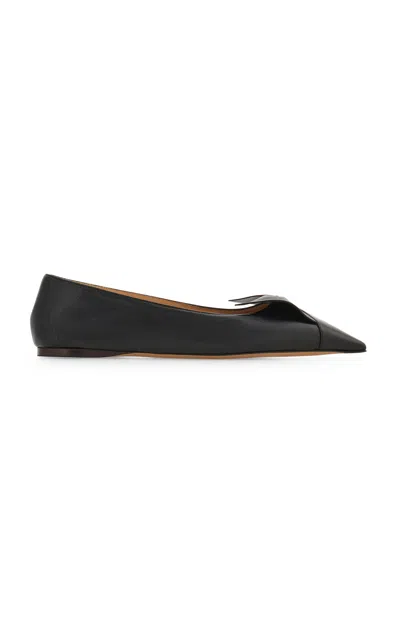 Ferragamo Gwen Leather Ballet Flats In Black