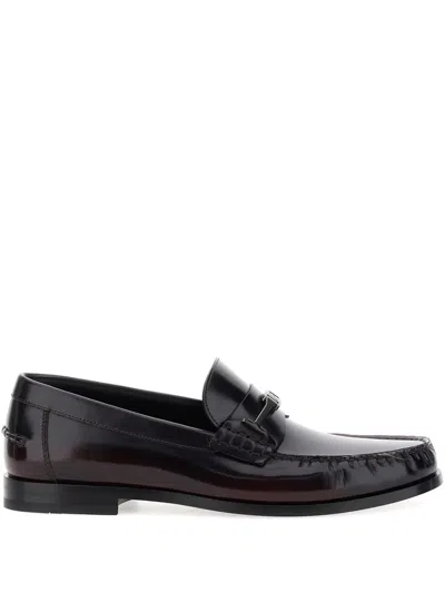Ferragamo Hardware-detail Loafers In Black