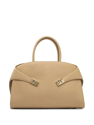 Ferragamo Hug Clasp-detail Leather Tote Bag In Neutral