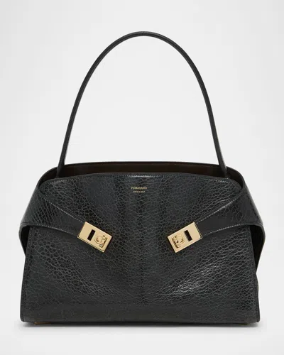Ferragamo Hug Grain Leather Shoulder Bag In Black