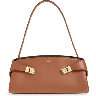 FERRAGAMO FERRAGAMO HUG LEATHER EAST/WEST SHOULDER BAG