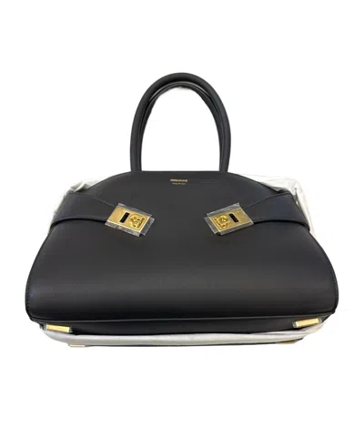 Ferragamo Hug Shoulder Bag In Black
