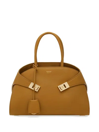 FERRAGAMO FERRAGAMO HUG SMALL LEAHTER TOTE BAG
