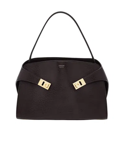 FERRAGAMO HUG SOFT BICOLOR SHOULDER BAG (M)