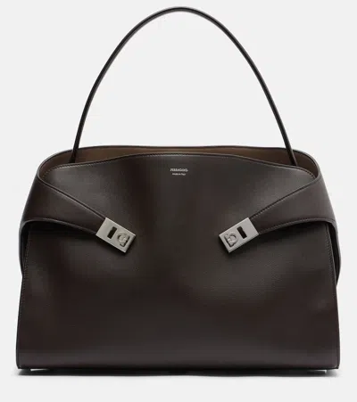 Ferragamo Hug Soft Medium Leather Shoulder Bag In Brown
