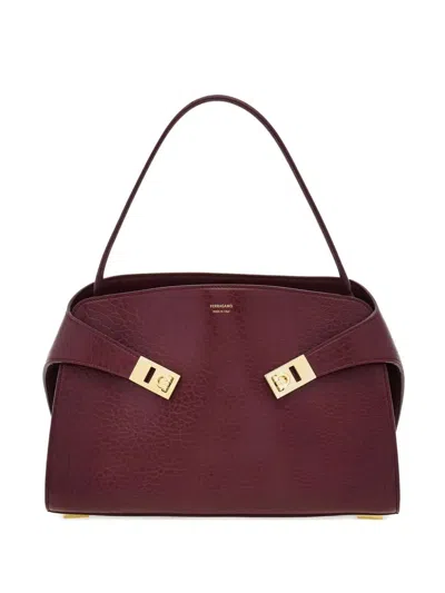 FERRAGAMO HUG SOFT MEDIUM SHOULDER BAG