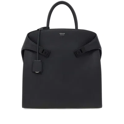 Ferragamo Hug Tote Bag In Black