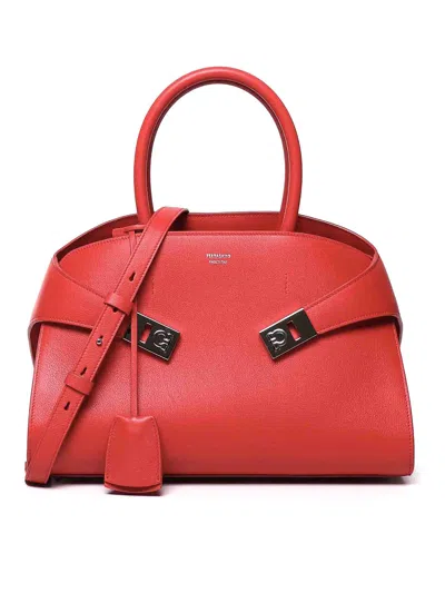 Ferragamo Women Pre-loved Bag Very Good Condition In Red