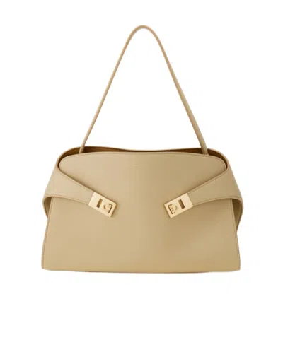 FERRAGAMO FERRAGAMO HUG ZIPPED SMALL SHOULDER BAG