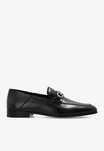Ferragamo Hybrid Gancini-buckle Loafers In Black